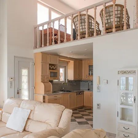 The House Vila Hersonissos (Crete)